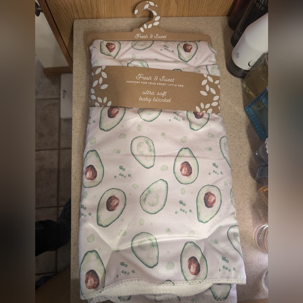 Avacado baby blanket 30X40